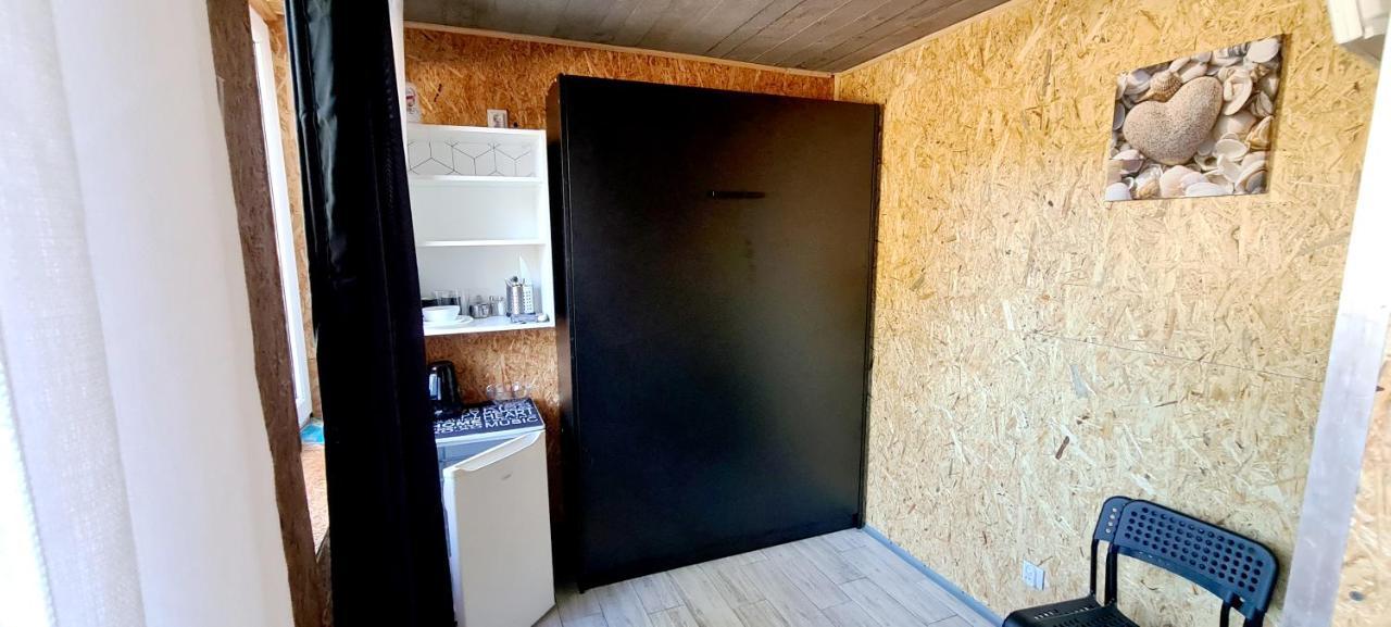 Sub Hel. Budzetowe Pokoje W Domu Z Basenem. Wokol Domu Tylko Natura. Balkon Zbyteczny. Экстерьер фото