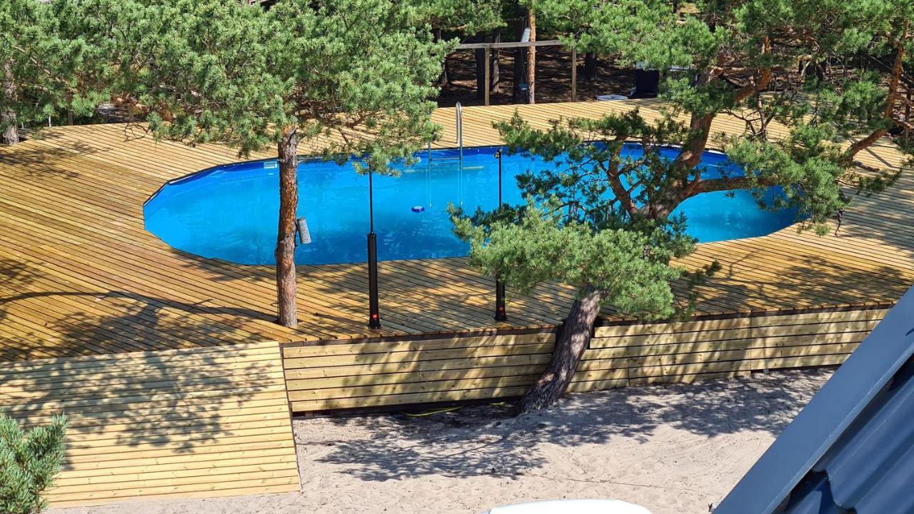 Sub Hel. Budzetowe Pokoje W Domu Z Basenem. Wokol Domu Tylko Natura. Balkon Zbyteczny. Экстерьер фото